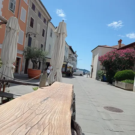 Blue Sails Izola, Old Center Apartamento *