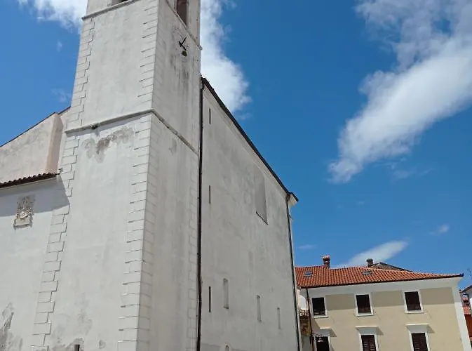 Blue Sails Izola, Old Center